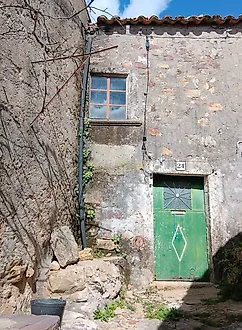 image-BPDzYUjseEN-0