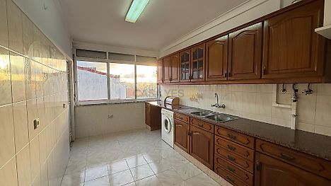 image-5ALhIh6d4qv-0