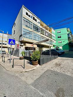 image-7zJmnRDKZxq-0