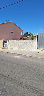 Land for sale in Almada, Portugal — €128,000