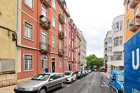 image-KQpAyWFyG94-0