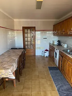 image-EbT1zSXoJfX-0