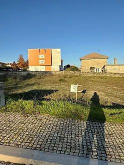 Terreno em Carrazeda de Ansiães