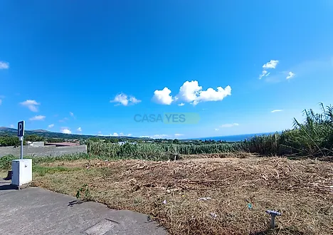 Terreno em Ponta Delgada