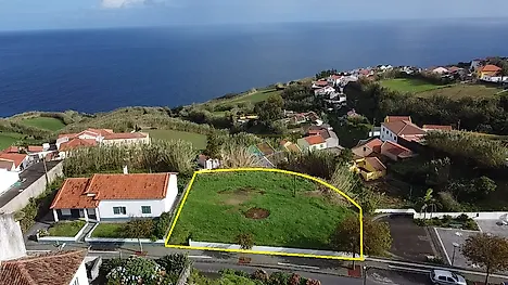 Terreno em Ponta Delgada