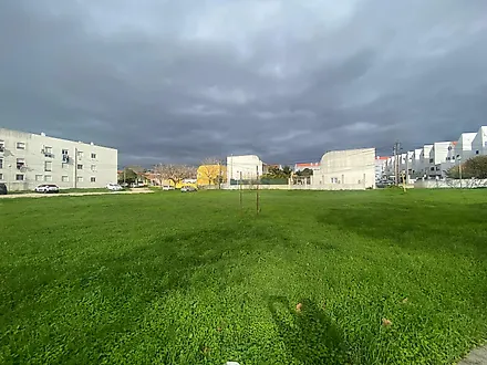 Land for sale in Almada, Portugal — €2,000,000