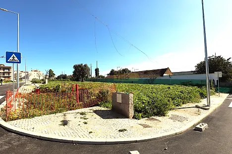 Land for sale in Vila Franca de Xira, Portugal — €95,000