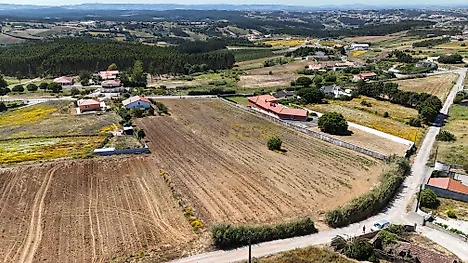 Land for sale in Lourinhã, Portugal — €89,000