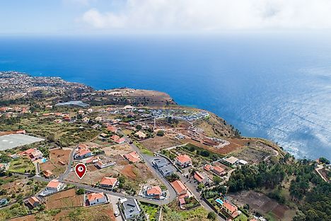 Land for sale in Calheta (Madeira), Portugal — €195,000