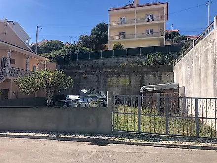 Land for sale in Vila Franca de Xira, Portugal — €80,000