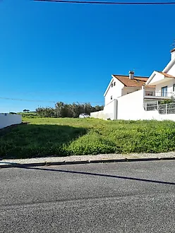 Land for sale in Alenquer, Portugal — €60,000