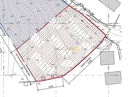 Land for sale in Penafiel, Portugal — €90,000