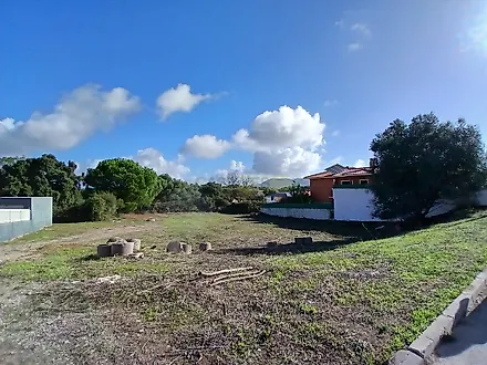 Land for sale in Sesimbra, Portugal — €125,000