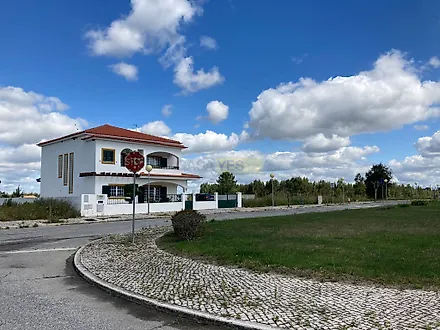 Terreno em Montijo