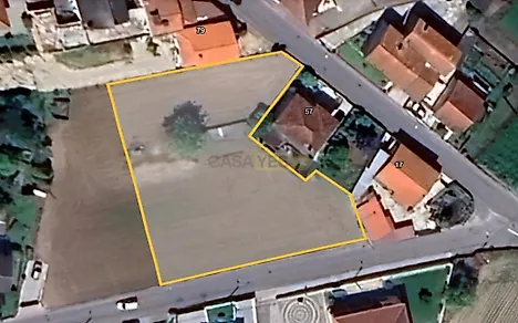 Land for sale in Vila Nova de Famalicão, Portugal — €229,000