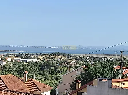 Land for sale in Vila Franca de Xira, Portugal — €70,000