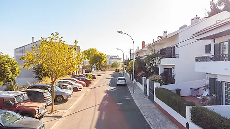 Land for sale in Oeiras, Portugal — €649,000