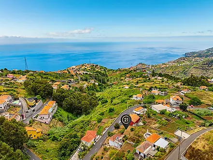 Land for sale in Ribeira Brava, Portugal — €180,000