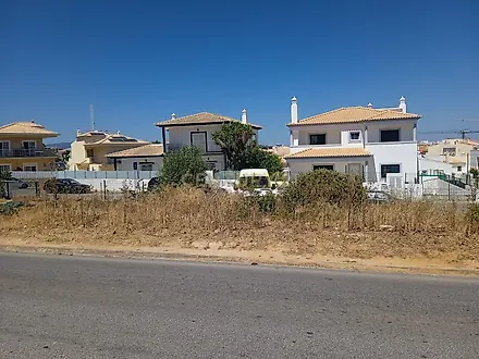 Land for sale in Portimão, Portugal — €159,900
