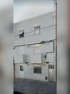 image-2eAGtynOZMI-0