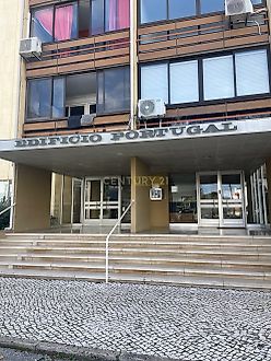 image-1bUKVyoUO00-0