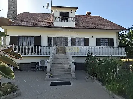 image-HvCsSswMQQE-0