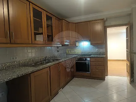 image-JKQEO0EoHRc-0