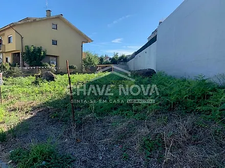 Land for sale in Vila Nova de Gaia, Portugal — €55,000