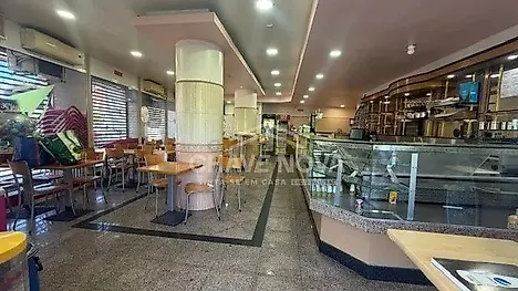image-5UZFmveD2kF-0