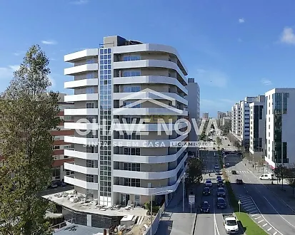 image-HMaUYMIVIsJ-0