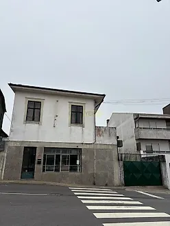 image-EmjDVFgnrHo-0