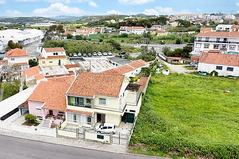 image-FD9ENs6p5vl-0