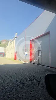 image-9n9uu1T8ERo-0