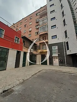 image-K8OZajLmcYq-0