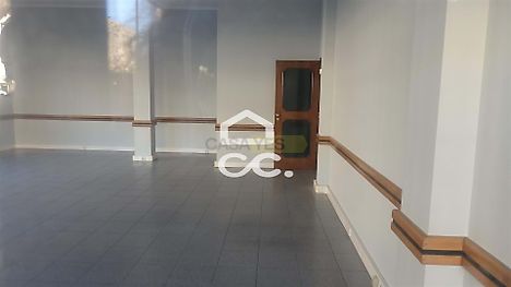 image-9I07qdPAiw3-0