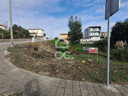 Land for sale in Gondomar, Portugal — €95,000