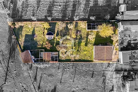 image-AnssUGLeYN8-0