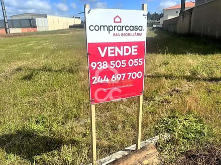 Land for sale in Marinha Grande, Portugal — €150,000