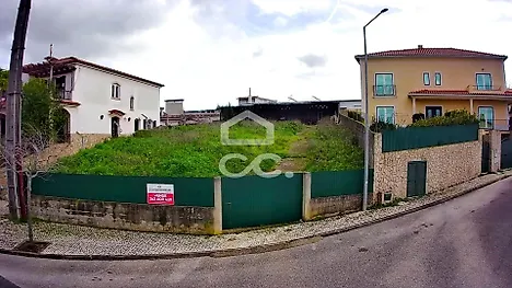 Land for sale in Cadaval, Portugal — €85,000