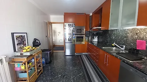 image-30DpWgNcqEx-0