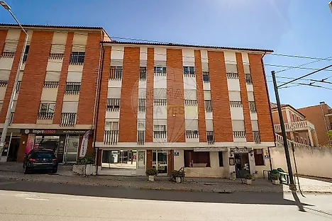 image-4Dl0iwzt7oP-0