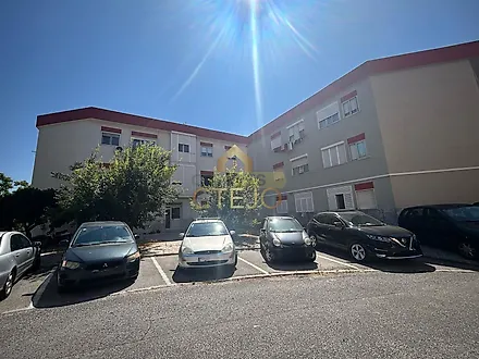 image-A2lE7mbHrzl-0