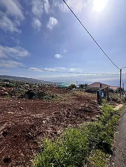 Land for sale in Armamar, Portugal — €85,000