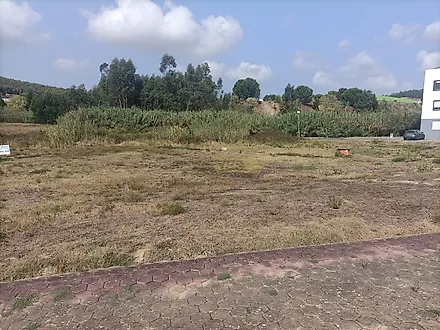 Land for sale in Torres Vedras, Portugal — €129,999
