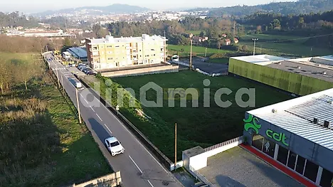 Land for sale in Vila Nova de Famalicão, Portugal — €550,000