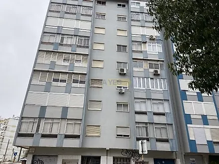 image-IsjdN3lBEit-0