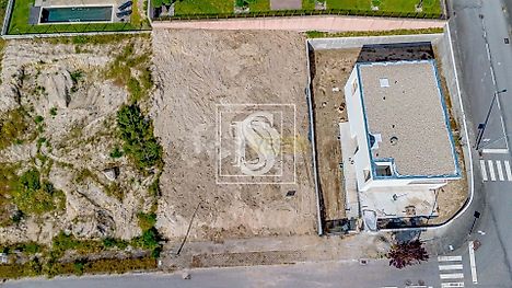 Land for sale in Amarante, Portugal — €69,900