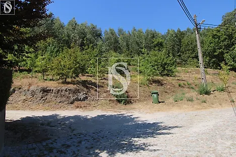 Land for sale in Amarante, Portugal — €55,000