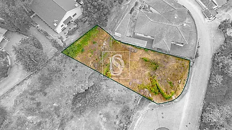 Land for sale in Amarante, Portugal — €72,000