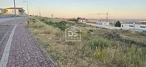 Land for sale in Guarda, Portugal — €100,000